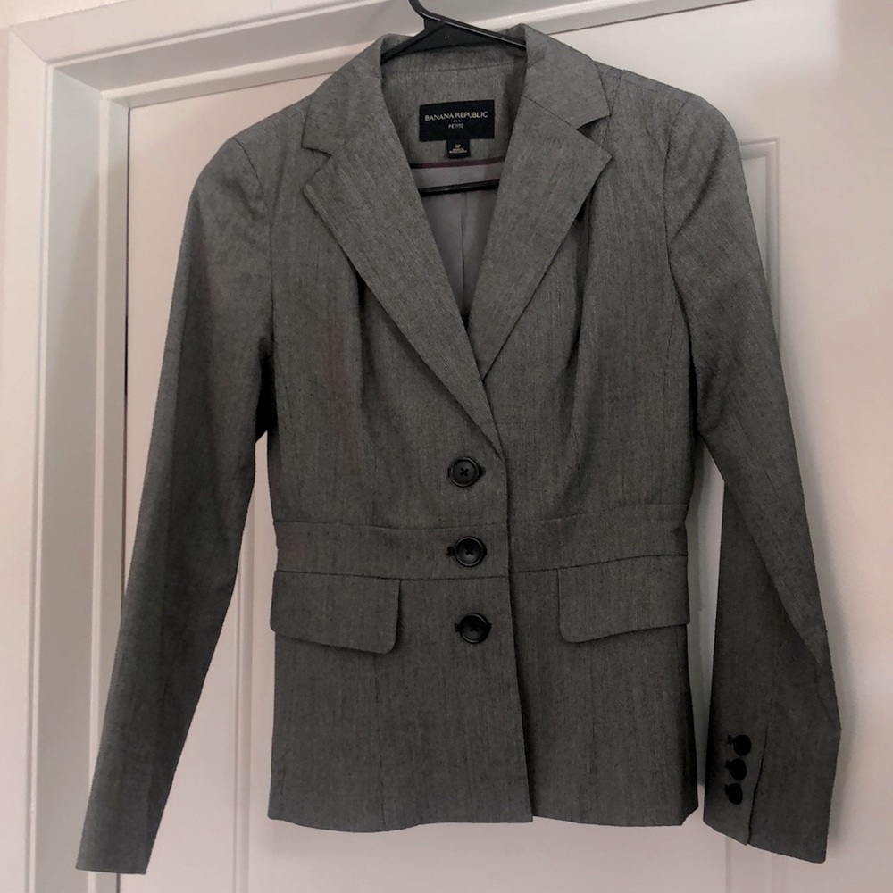 NWOT Banana Republic Grey Pinstripe Blazer 0P